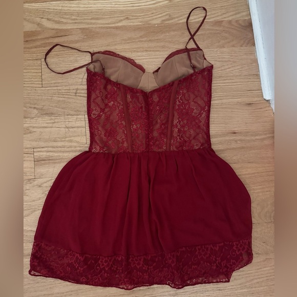 Mistress Rocks Redcurrent Lace Mini Dress - Picture 4 of 5